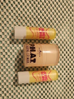 D.I.Y.A.T. Repairing Lip Mask with Banana Lip Balm Duo